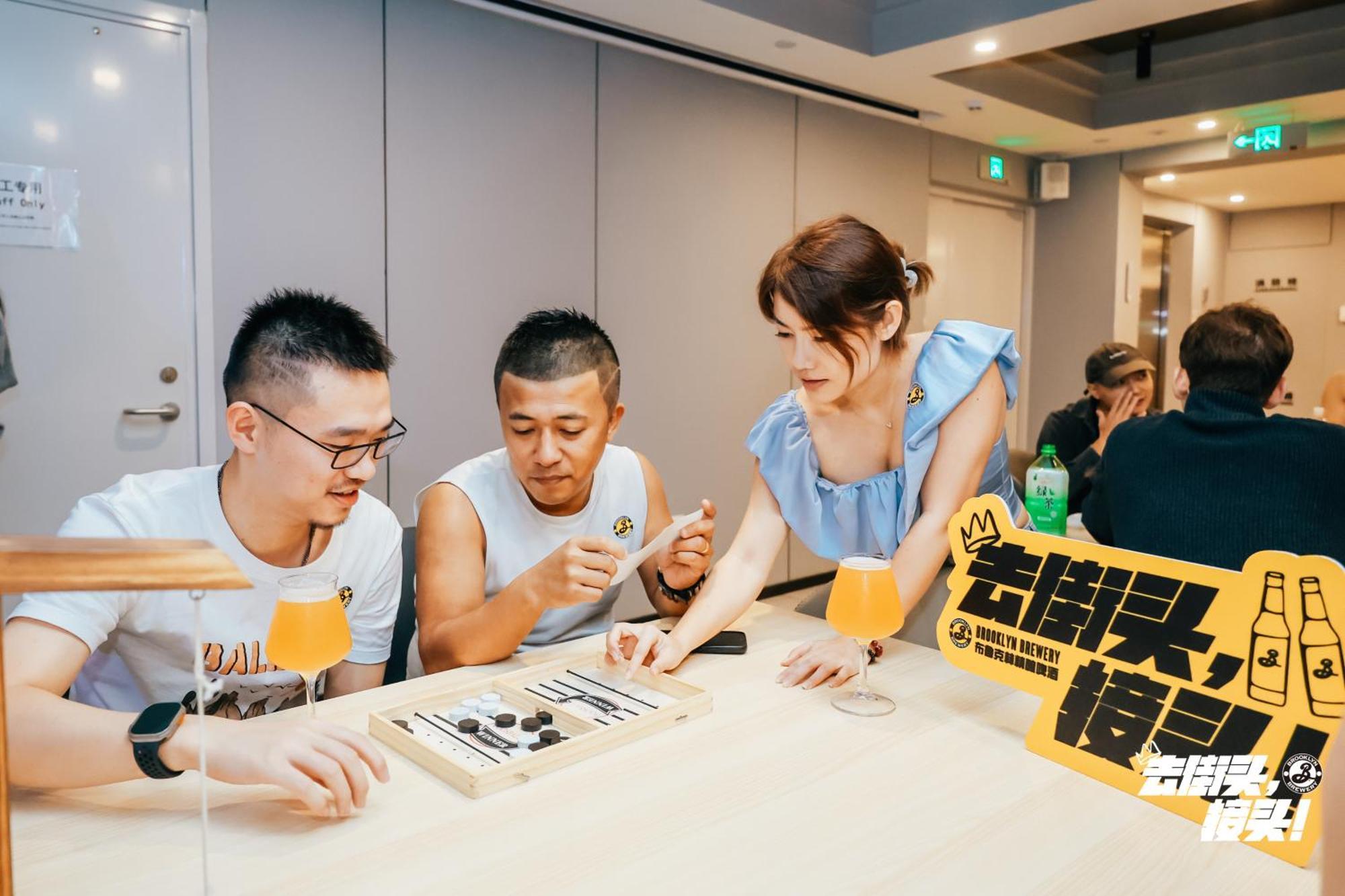 Dayin International Youth Hostel -Near People'S Square & Old Town -Social Area -Bar -Cafe -Gym -Free Laundry Luggage Storage -24H Front Desk -English Service 샹하이 외부 사진