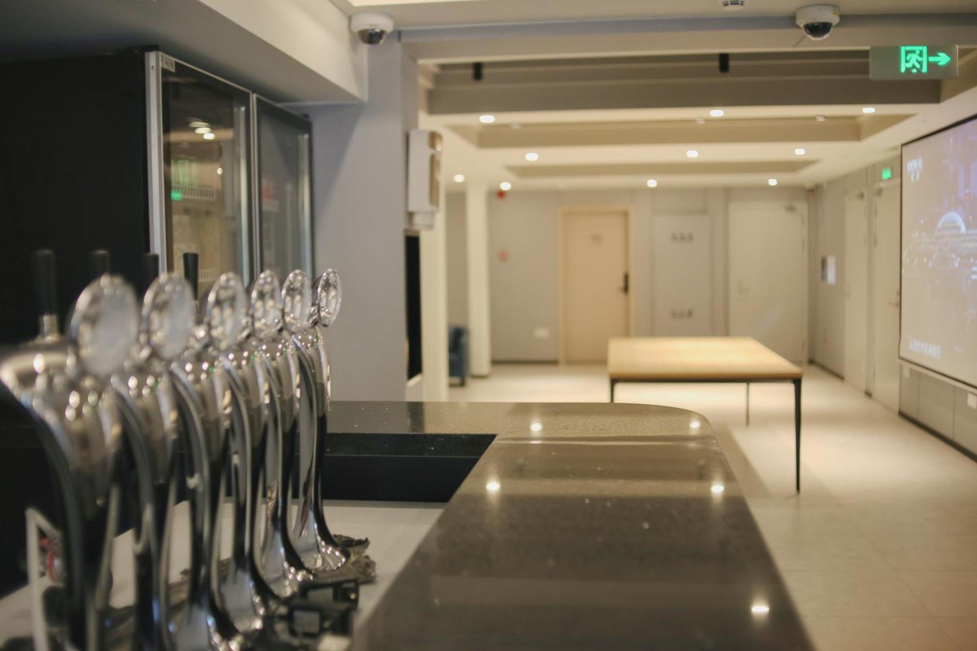 Dayin International Youth Hostel -Near People'S Square & Old Town -Social Area -Bar -Cafe -Gym -Free Laundry Luggage Storage -24H Front Desk -English Service 샹하이 외부 사진