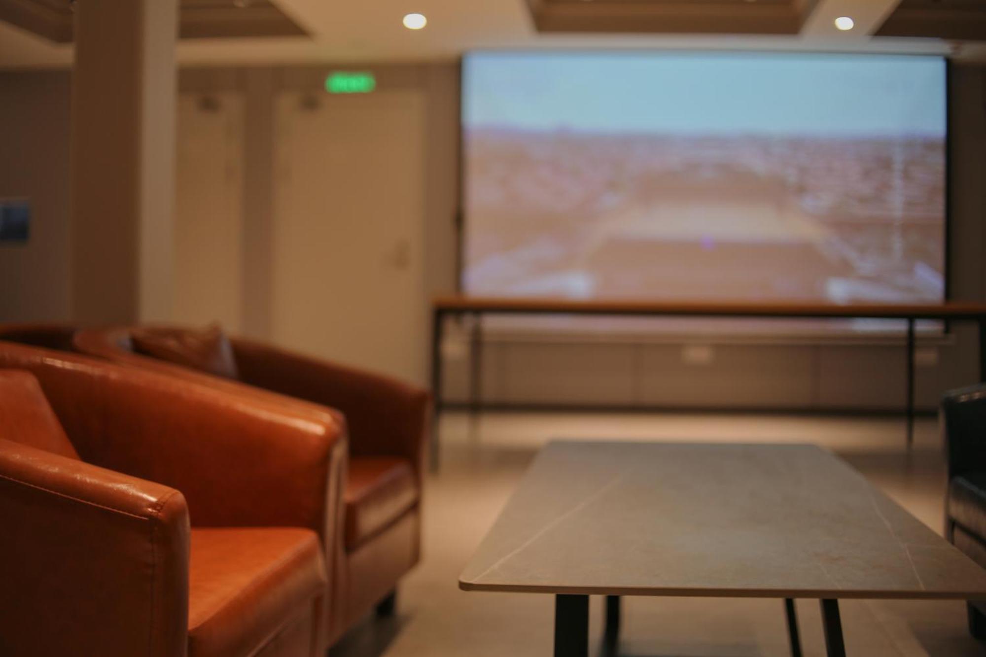 Dayin International Youth Hostel -Near People'S Square & Old Town -Social Area -Bar -Cafe -Gym -Free Laundry Luggage Storage -24H Front Desk -English Service 샹하이 외부 사진
