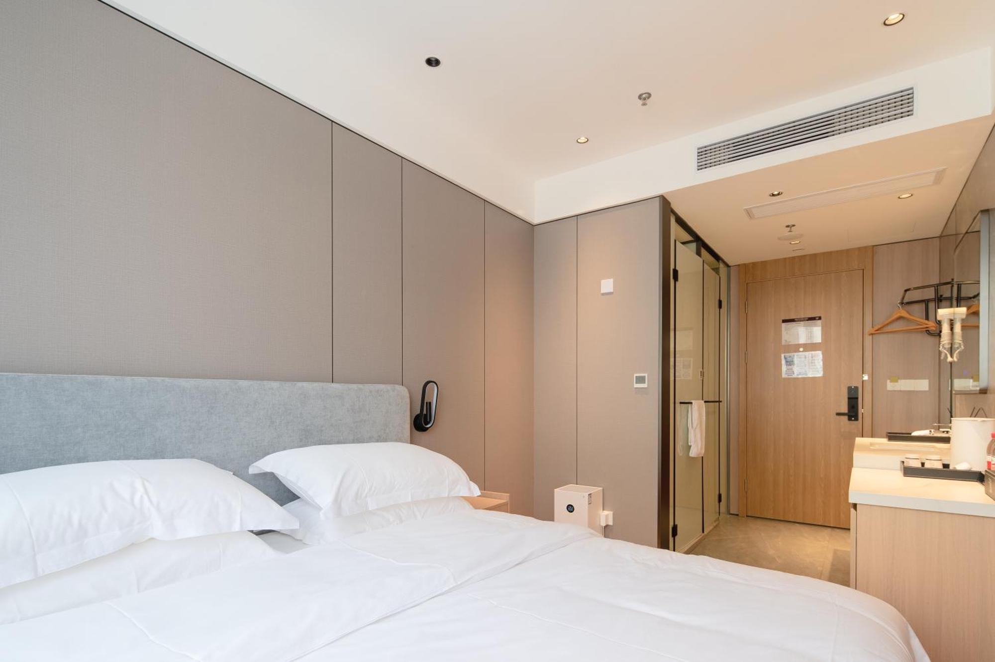 Dayin International Youth Hostel -Near People'S Square & Old Town -Social Area -Bar -Cafe -Gym -Free Laundry Luggage Storage -24H Front Desk -English Service 샹하이 외부 사진